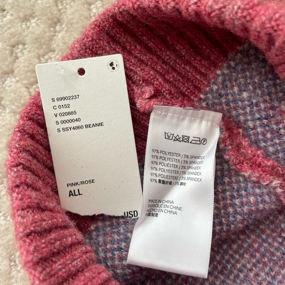 Urban Outfitters Flower Beanie Pink/Rose/White/Blue - Picture 3 of 6